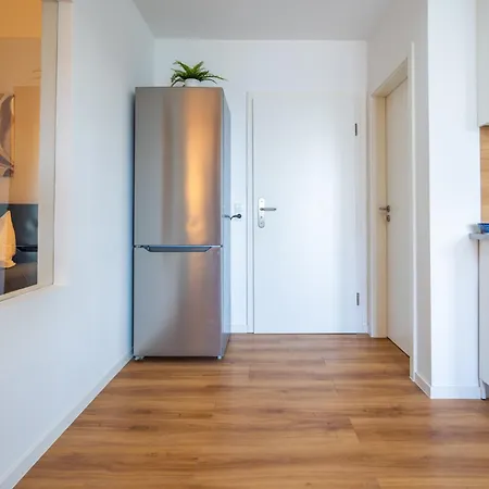 App 8o Grosser Tag Am Mit Wasserblick * درانسكي