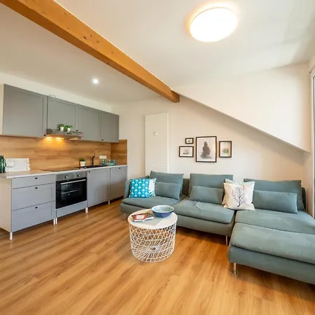 App 8o Grosser Tag Am Mit Wasserblick Daire *