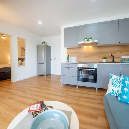 App 8o Grosser Tag Am Mit Wasserblick شقة *