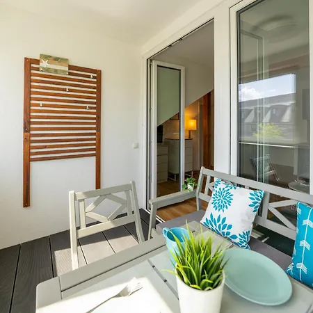 App 8o Grosser Tag Am Mit Wasserblick شقة درانسكي