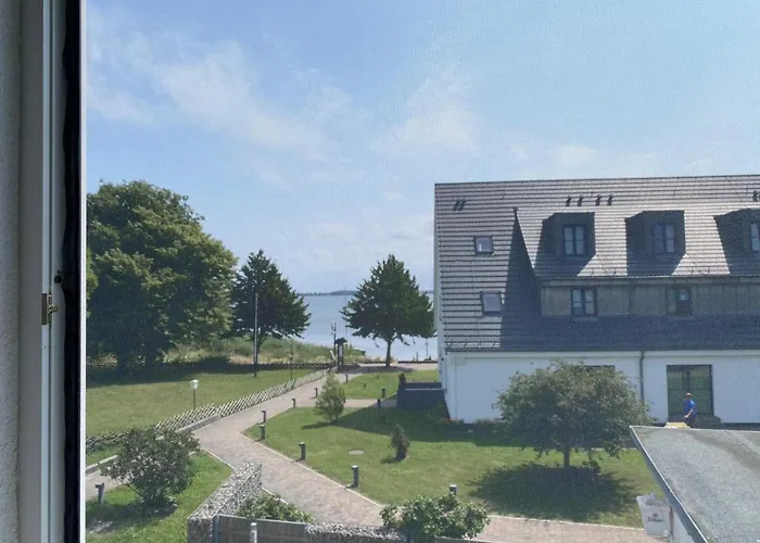 App 8O - Grosser Tag Am Meer Mit Wasserblick In Dranske