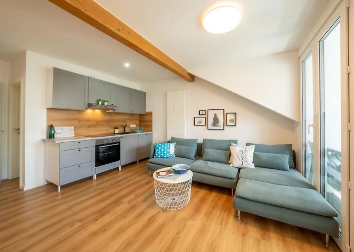 App 8O - Grosser Tag Am Meer Mit Wasserblick In Dranske Appartement *