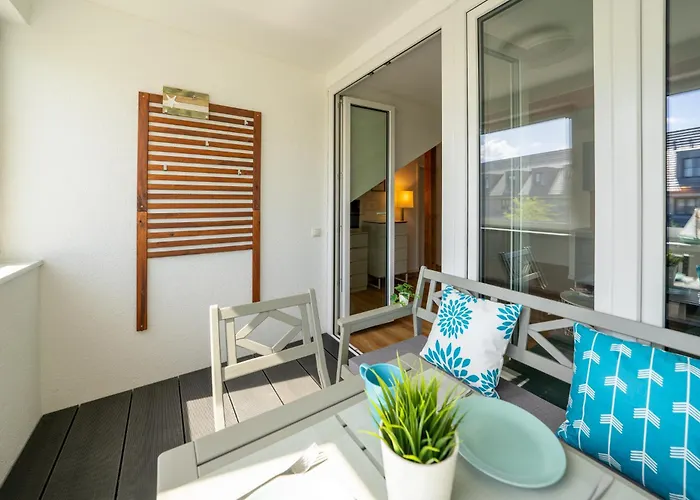 App 8O - Grosser Tag Am Meer Mit Wasserblick In Dranske Appartement Dranske