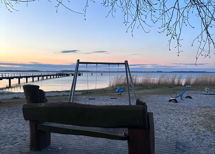 App 8o Grosser Tag Am Mit Wasserblick *